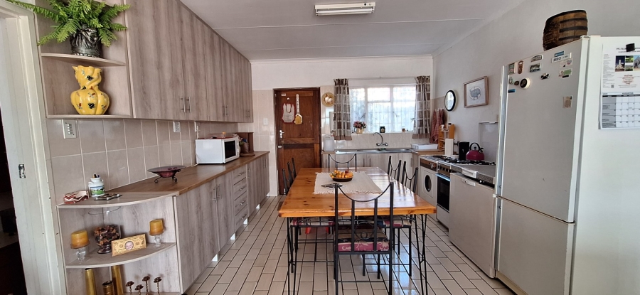 3 Bedroom Property for Sale in Albertinia Western Cape